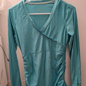 Athleta shirt